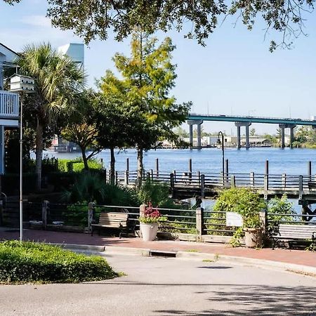 Riverwalk 118 - River & Battleship Views Wilmington Esterno foto